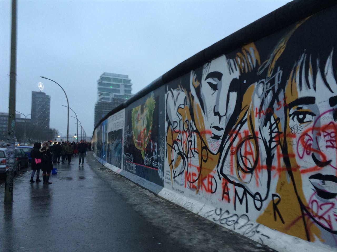 の 勘違い ベルリン 壁