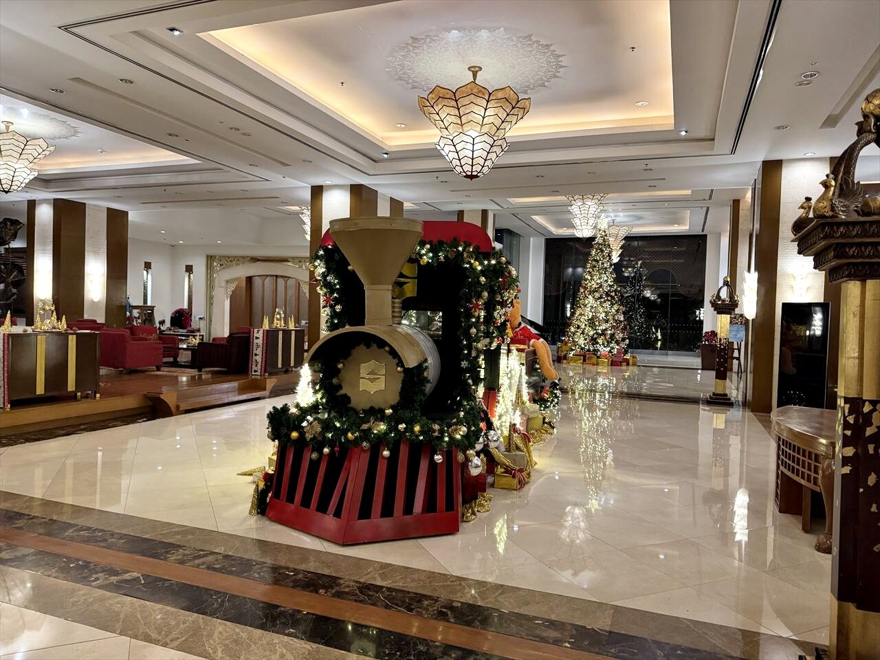 https://catalina.sakura.ne.jp/blog/images/25thailand177.JPG