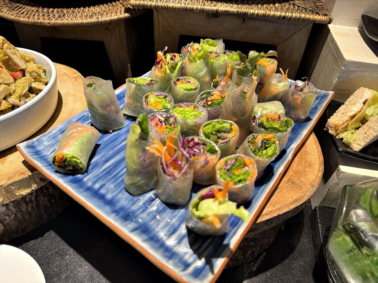 https://catalina.sakura.ne.jp/blog/images/25thailand197.JPG