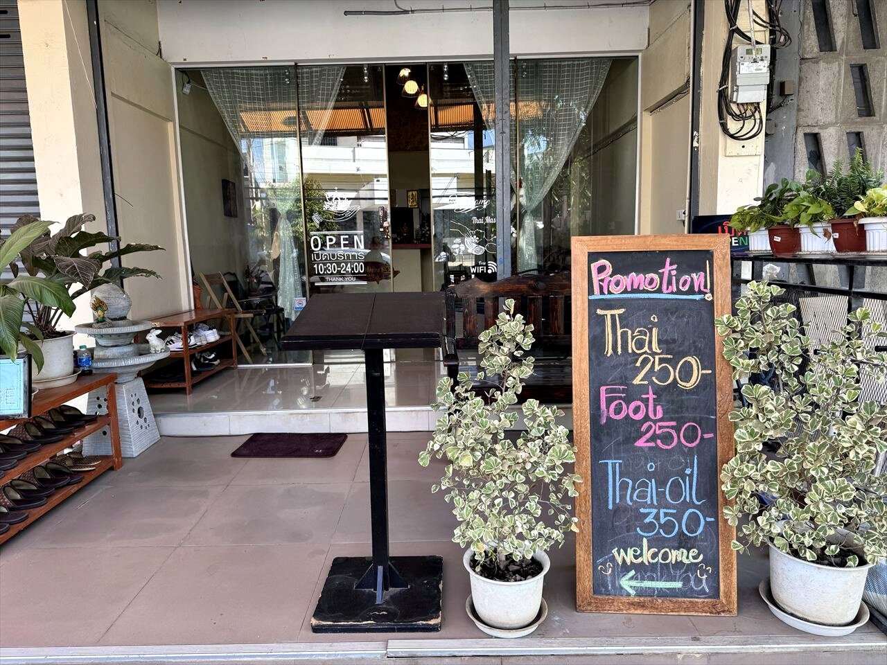 https://catalina.sakura.ne.jp/blog/images/25thailand281.JPG