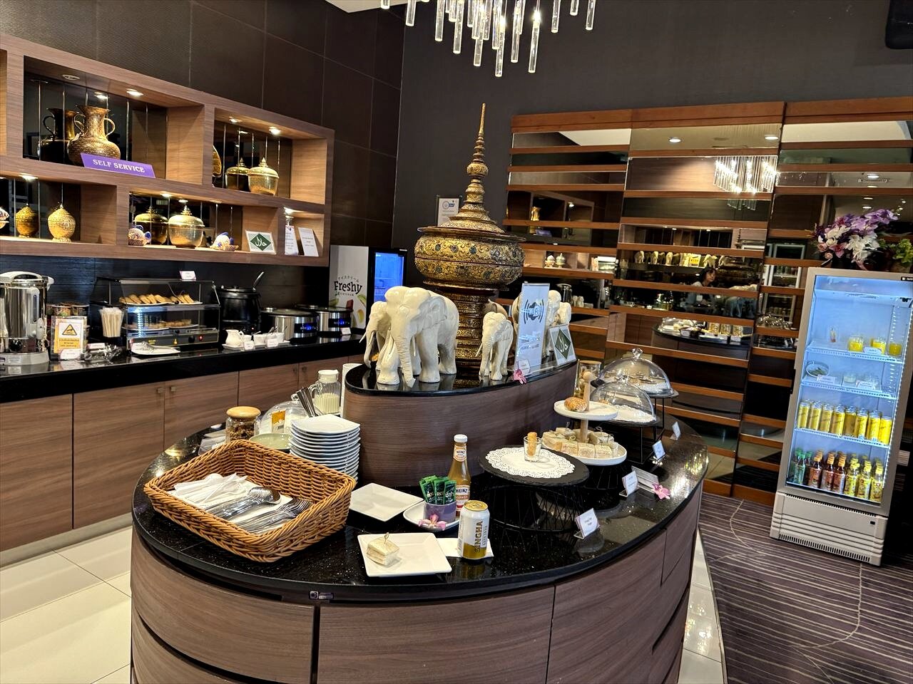 https://catalina.sakura.ne.jp/blog/images/25thailand286.JPG