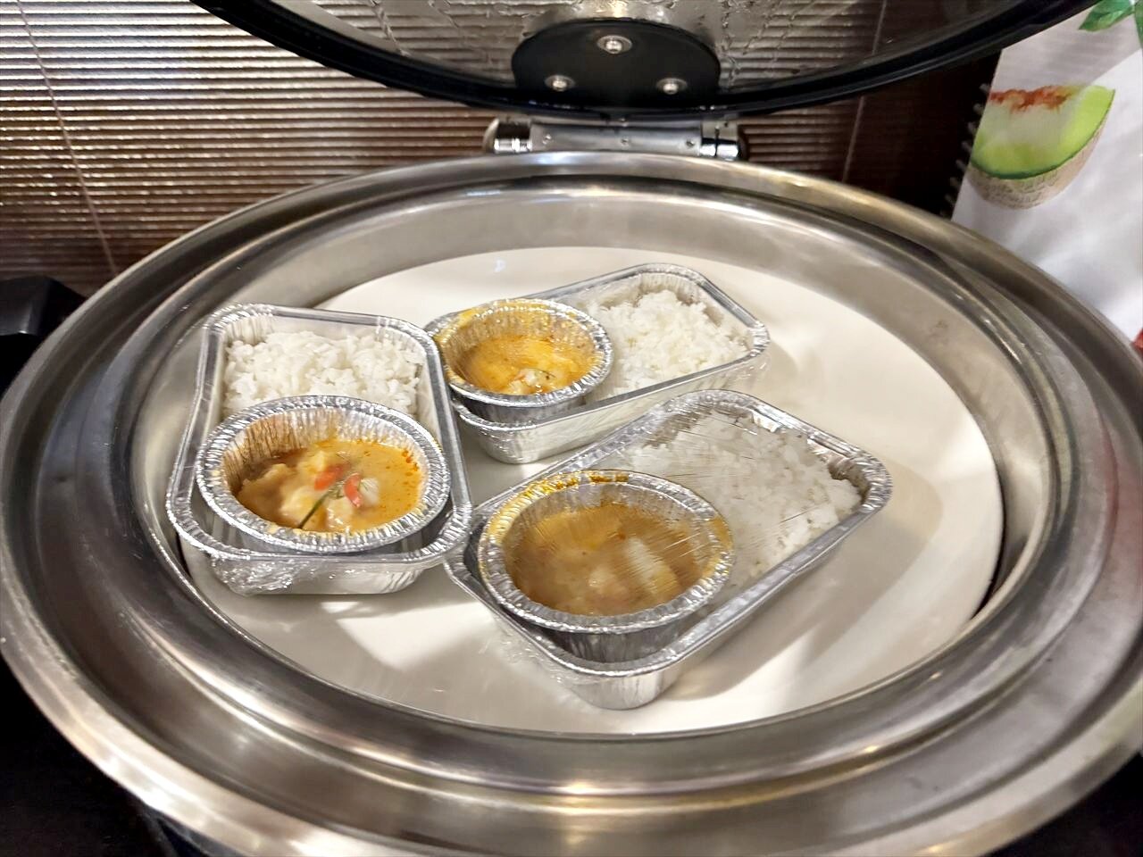 https://catalina.sakura.ne.jp/blog/images/25thailand291.JPG
