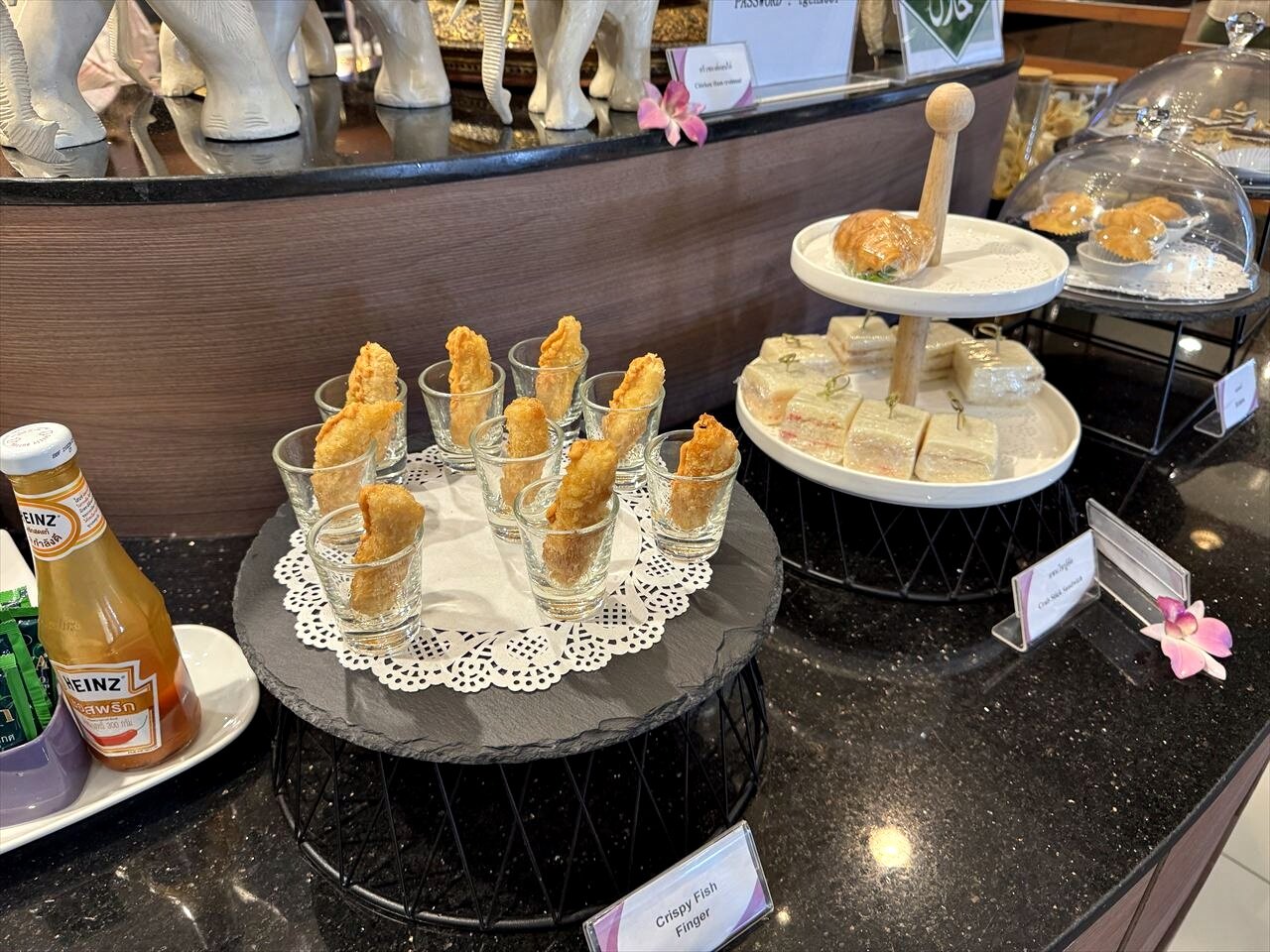 https://catalina.sakura.ne.jp/blog/images/25thailand293.JPG