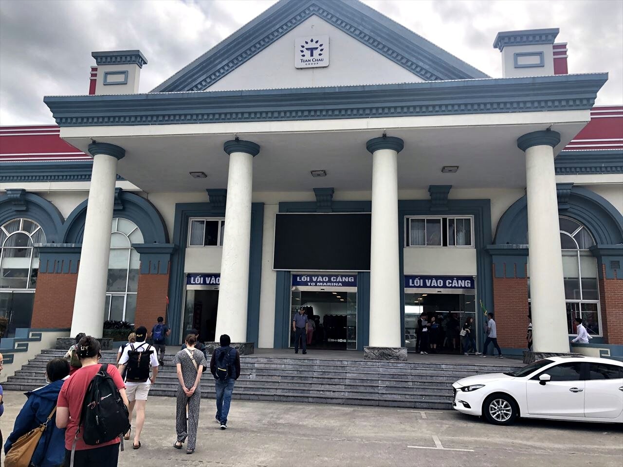 https://catalina.sakura.ne.jp/blog/images/hanoi164.JPG
