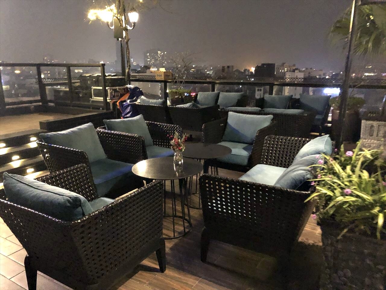 https://catalina.sakura.ne.jp/blog/images/hanoi248.JPG