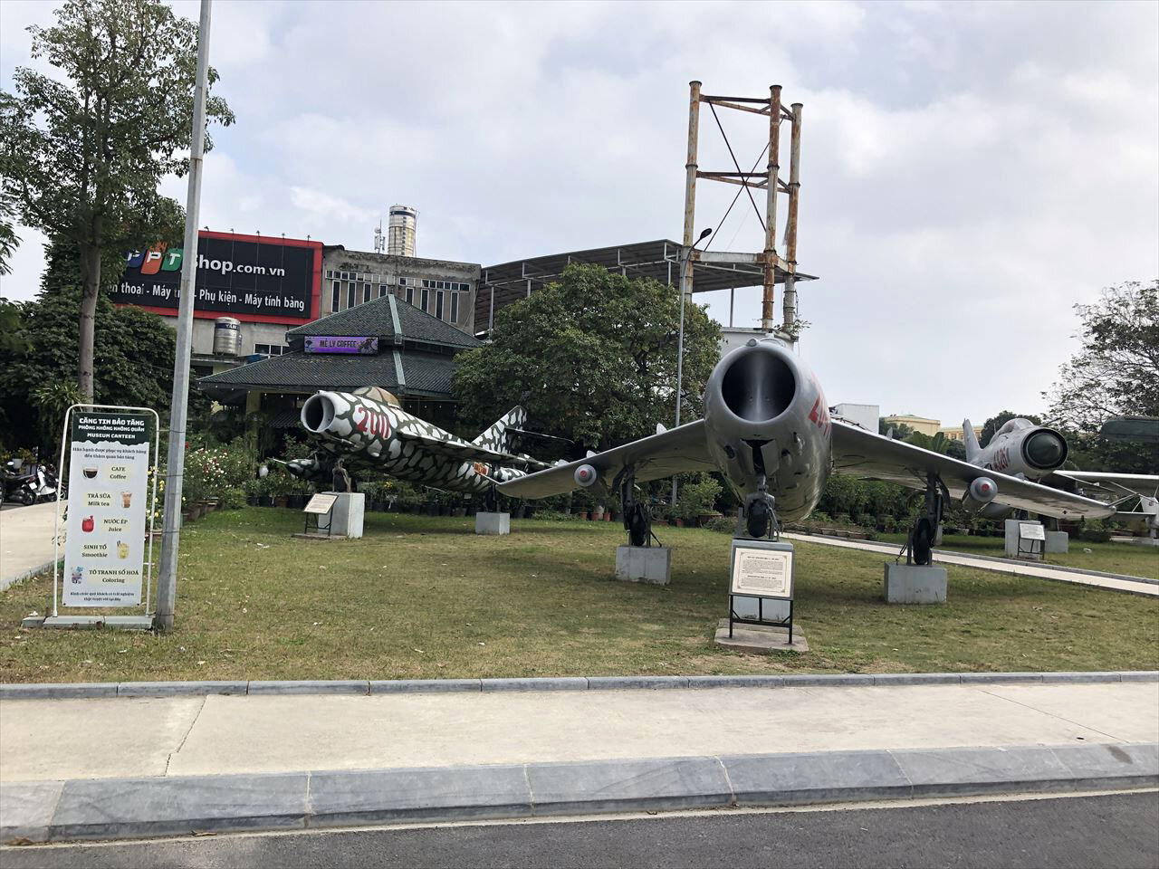 https://catalina.sakura.ne.jp/blog/images/hanoi263.JPG