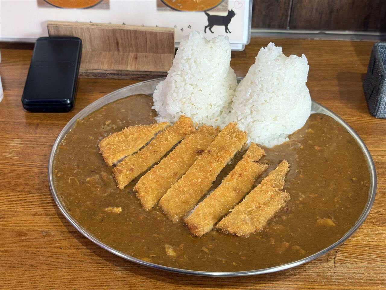 https://catalina.sakura.ne.jp/blog/images/sloppycat07.JPG